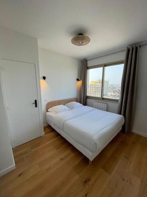 Penthouse / 2 Bedrooms In City Center Of Angers Exterior foto